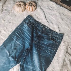 AMERICAN EAGLE: SKINNY JEANS NWT 🖤